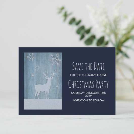 Rustikales Holz und Land Hirsche Weihnachten Save  Einladung (Stehend Vorderseite)