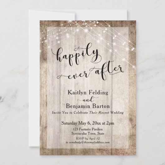 Rustikales Holz und Licht nach dem Empfang glückli Einladung (Vorderseite)