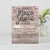 Rustikales Holz und Lichter Elegante Einladungen (Stehend Vorderseite)