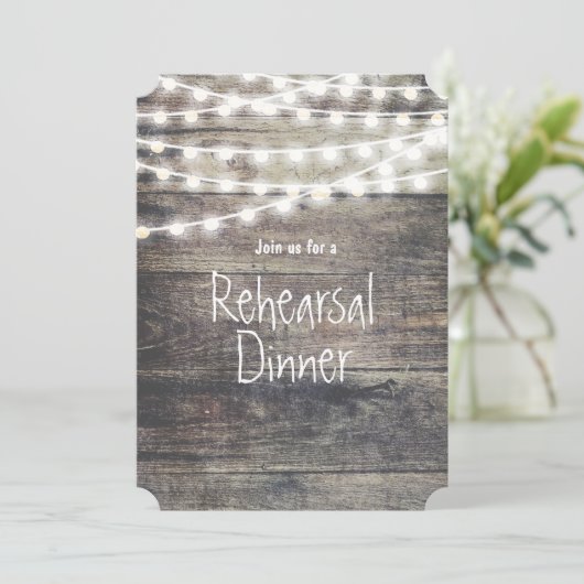 Rustikales Holz und Lichter Probe Einladung (Stehend Vorderseite)