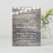 Rustikales Holz und Saitenleuchten Verlobung Einladung (Stehend Vorderseite)