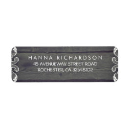 Rustikales Holz und Spitzen-Hochzeit