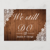 Rustikales Holz und Spitzen laden zum Jubiläum ein Ankündigungspostkarte (Vorderseite)