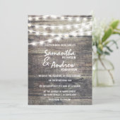 Rustikales Holz und Streichellichter Hochzeit Einladung (Stehend Vorderseite)