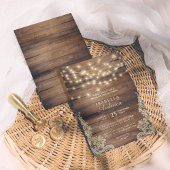 Rustikales Holz und String Lights | BRAUTPARTY Einladung