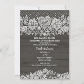 Rustikales Holz und weiße Spitzen Bauernhaus Braut Einladung (Vorderseite)