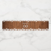 Rustikales Holz und weiße Spitzen Geburtstag Wasserflaschenetikett (Einzelnes Label)