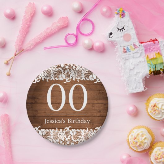 Rustikales Holz und weiße Spitzen glücklich zum Ge Pappteller (Party)