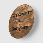 Rustikales Holz, Willkommen in unserem Stall, Uhr (Winkel)