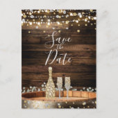 Rustikales Holzfass Lights Champagne Save the Date Ankündigungspostkarte (Vorderseite)