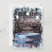 Rustikales Holzfass & Lights Winterstall Verlobung Einladung (Vorderseite)