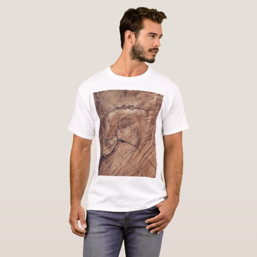 Rustikales Holzkörndesign T-Shirt (Vorne ganz)