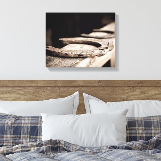 Rustikales Horseshoe Leinwanddruck (Insitu (Schlafzimmer))