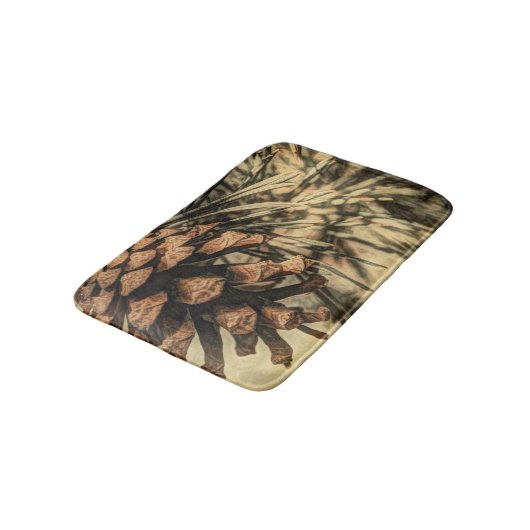 Rustikales Kiefernsteindesign Badematte (Schrägansicht)