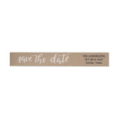 Rustikales Kraftpapier Save the Date Typografie (Person)