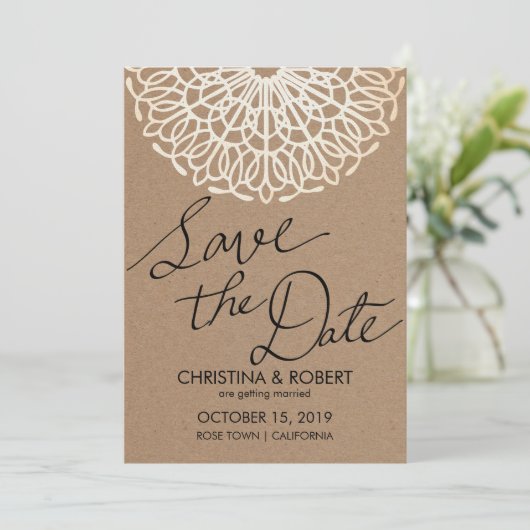 Rustikales Kraftpapier Save the Date Typografie Einladung (Stehend Vorderseite)