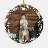 Rustikales Kranz-Foto und Monogramm-Keepake Keramik Ornament (Vorne)