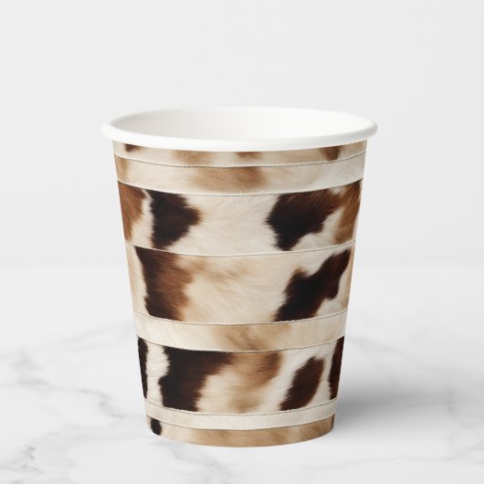 Rustikales Kuh Print Western Country Cowboy Party Pappbecher (Vorderseite)