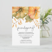 Rustikales Kürbis-Fall Friendsgiving Abendessen Einladung (Stehend Vorderseite)