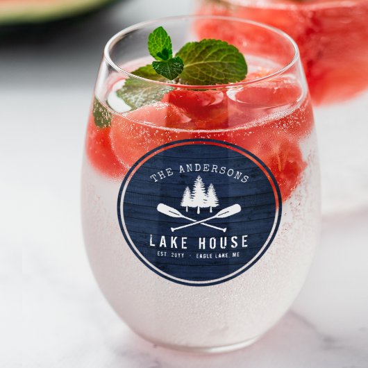 Rustikales Lake House Boat Oars Trees Blue Wood Pr Weinglas Ohne Stiel