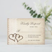 Rustikales Land Doppelherzen Hochzeit RSVP Karten (Stehend Vorderseite)