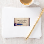 Rustikales Land-Holz-Latch-Hochzeitsplatz Adressaufkleber (Insitu)