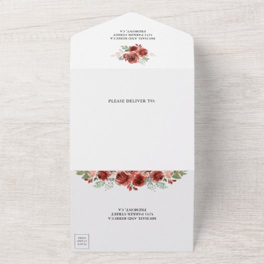 Rustikales Land Marsala Blumenblut Hochzeit All In One Einladung (Außenbereich)