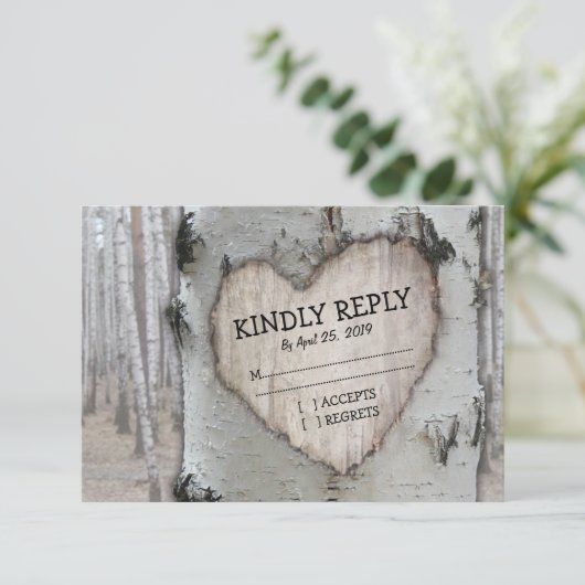 Rustikales Land Silver Birch Tree Wedding RSVP Karte (Stehend Vorderseite)