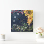 Rustikales Land Sonnenblumen und spätrömische Zahl Quadratische Wanduhr (Zuhause)