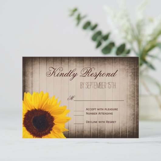 Rustikales Land Sonnenblumenwald Hochzeitskarten R RSVP Karte (Stehend Vorderseite)