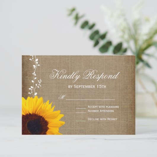 Rustikales Land Vintag Sonnenblumen Hochzeit RSVP (Stehend Vorderseite)