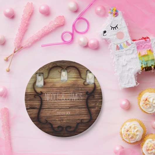 Rustikales Land Wood & Lighted Mason Jars Wedding Pappteller (Party)