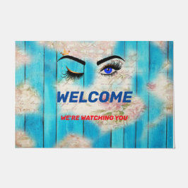 Rustikales Landgefühl, wir beobachten Sie beim Tor Fußmatte