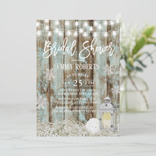 Rustikales Laternenschneeflocken WinterBrautparty Einladung (Stehend Vorderseite)
