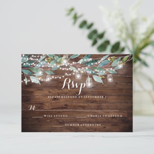 Rustikales Leaf String lights Wood Wedding RSVP (Stehend Vorderseite)