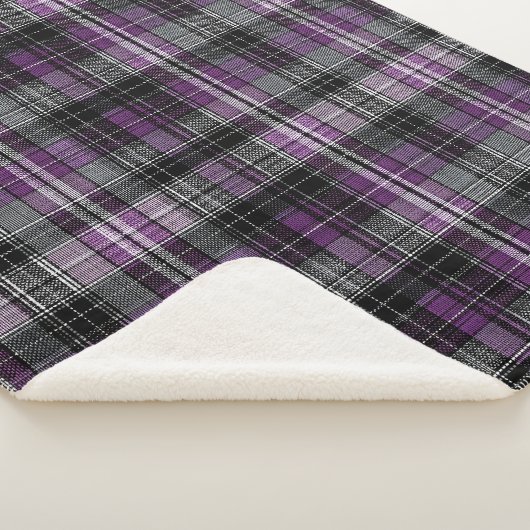 Rustikales lila schwarzes Tartan-Muster Sherpadecke (3/4)
