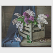 Rustikales Lila und weißes Lilacs Blumenkohl Foto Geschenkpapier (Flach)