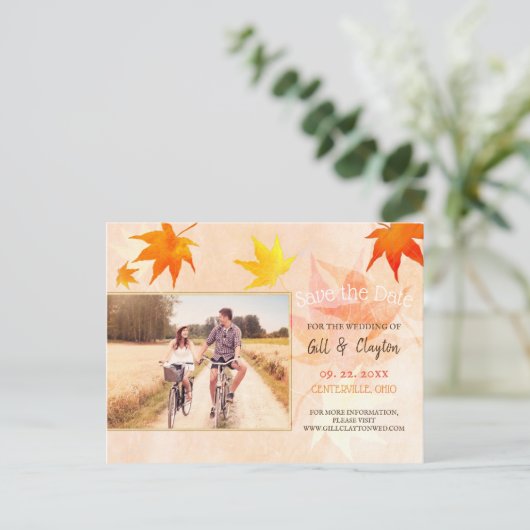 Rustikales Maple Wedding Foto Save the Date Postkarte (Stehend Vorderseite)