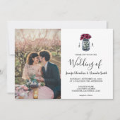 Rustikales Mason Jar Monogramm Foto elegant Hochze Einladung (Vorderseite)
