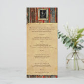 Rustikales Menü "Barn Wood Graffiti Heart Wedding" Menükarte (Stehend Vorderseite)