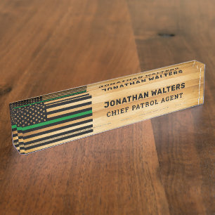 Rustikales Militär mit dünner grüner Linie Flag Namensplakette