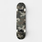Rustikales Militär-Tarnmuster Skateboard (Vorderseite)