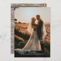 Rustikales, modernes Script-Hochzeitsskripte-Foto