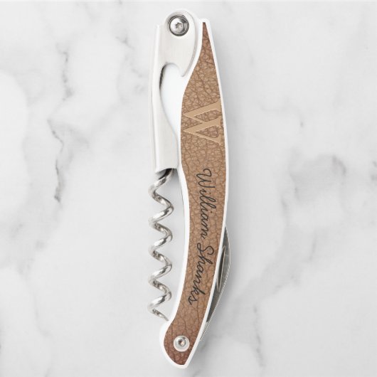 Rustikales Monogramm braunes Lederschick schwarzes Kellnermesser (Vorderseite)