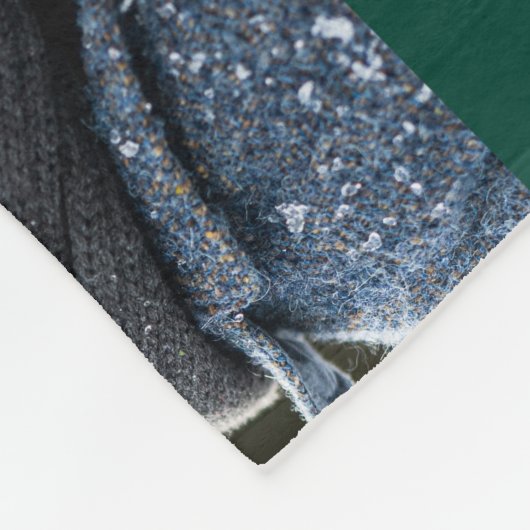 Rustikales Monogramm mit sechs Fotos Kollagengrün Fleecedecke (Ecke)