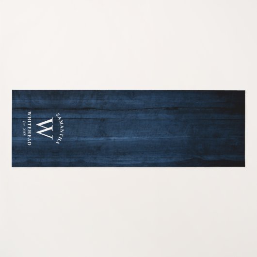 Rustikales Monogramm Navy Blue Wood Yogamatte (Vorderseite (Horizontal))