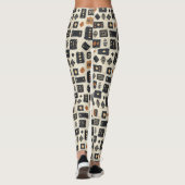 Rustikales Mudcloth-Geometrisches Muster (1) Leggings (Rückseite)