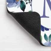 Rustikales Navy Blue Watercolor Floral Monogram Mousepad (Ecke)