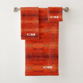 Rustikales Orange Aztec Streifen Muster Monogramm Badhandtuch Set (Insitu)
