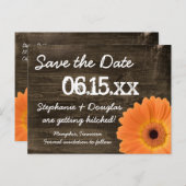 Rustikales Orange Daisy Wood Save the Date Postkar Ankündigungspostkarte (Vorne/Hinten)